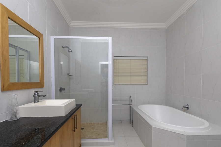 3 Bedroom Property for Sale in West Beach Eastern Cape